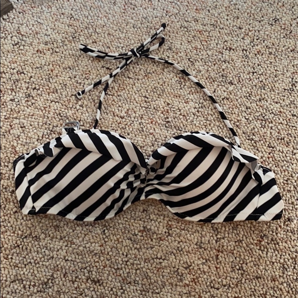 Victoria’s Secret swimsuit top
